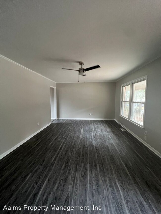 Building Photo - 3 br, 1.5 bath House - 1222 Essex Place