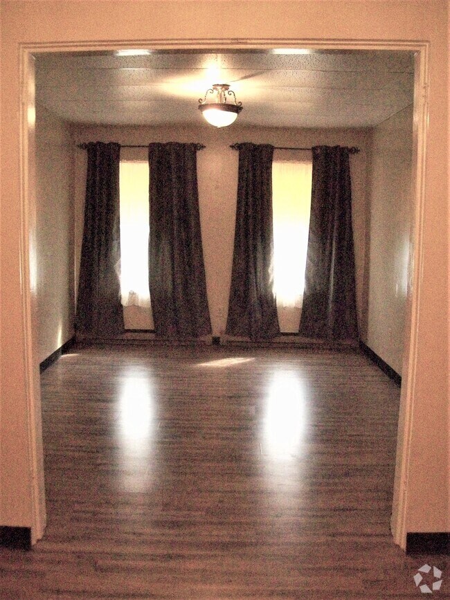 Apartments For Rent in Ashville PA with Hardwood Floors 5 Rentals