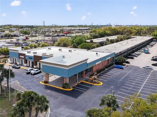 Building Photo - 7900 S Orange Blossom Trl