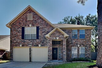 Building Photo - 16823 Scenic Gardens Dr