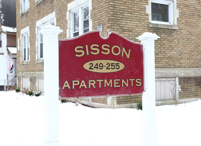 Building Photo - West End Apartments