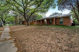 Building Photo - 3940 Dalgreen Cir