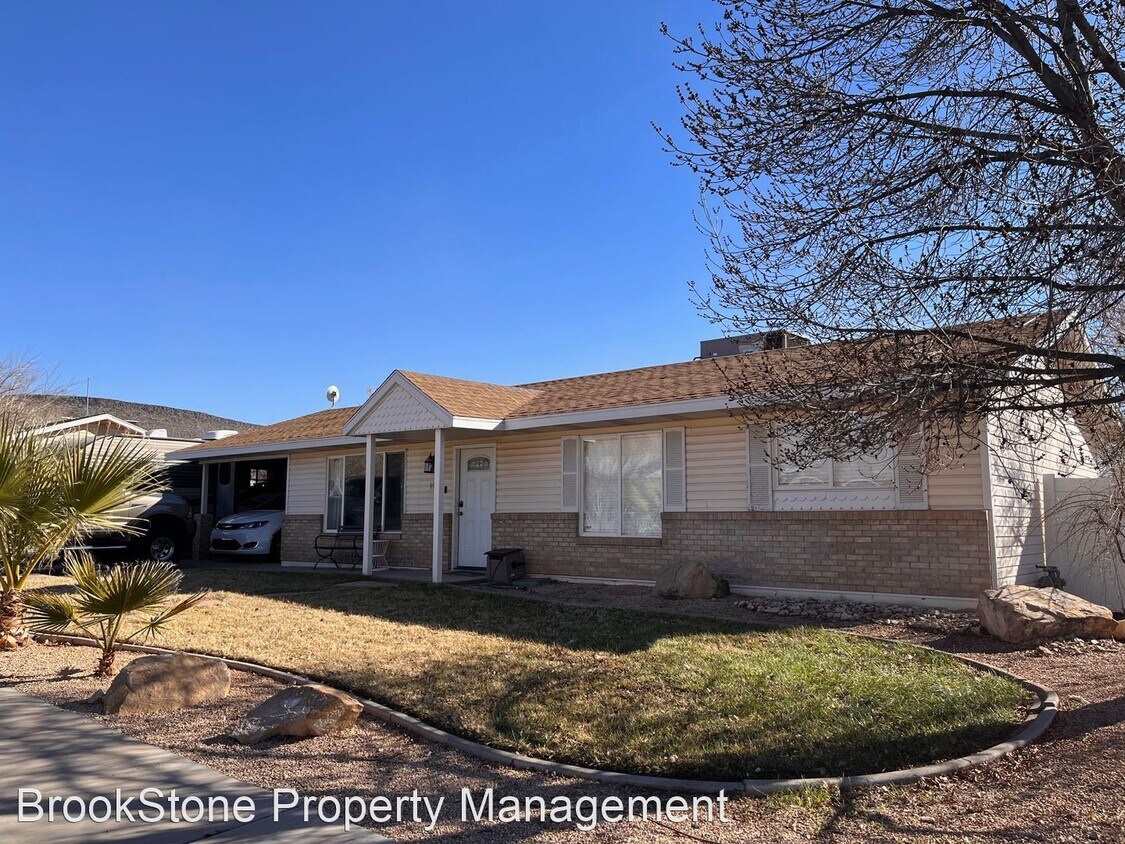 4 br, 2 bath House 1433 W 450 N House Rental in Saint UT