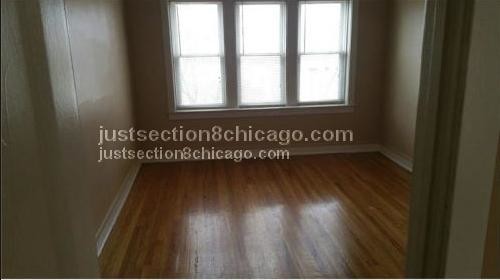 Building Photo - 3008 W Marquette Rd