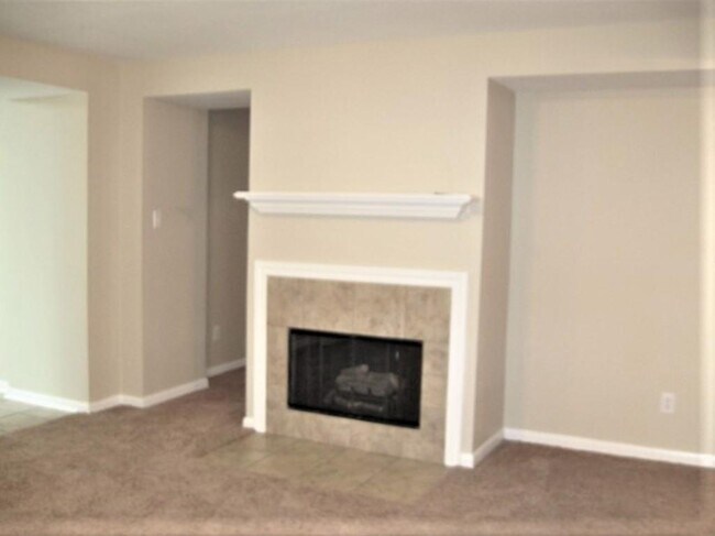 Building Photo - 2431 Braypark Ln