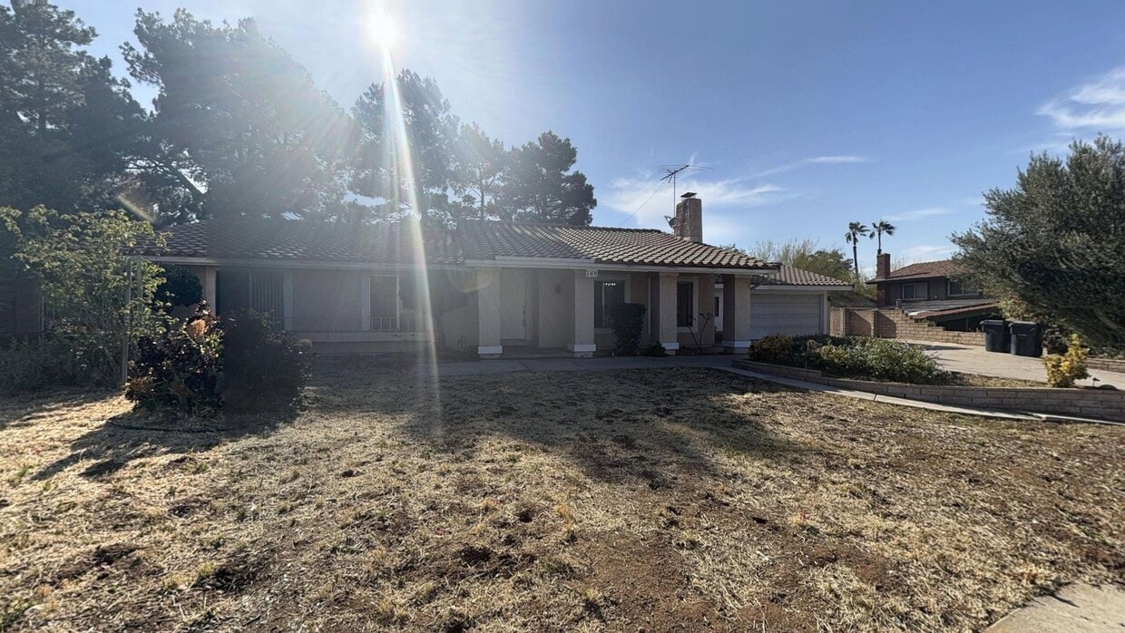 Photo - 148 Carmody St. - 4 Bed 2 Bath Single Story Home In Redlands!