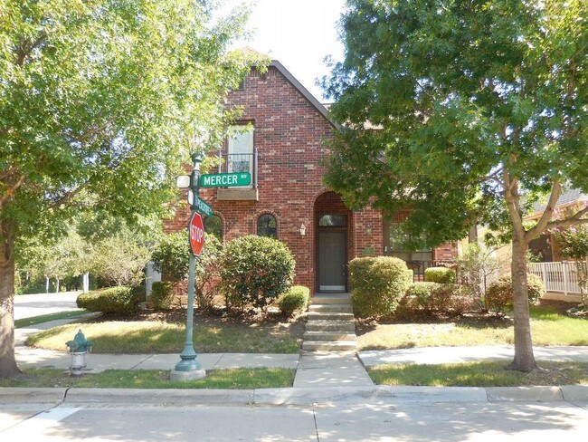 Foto del edificio - 1701 Mercer Way