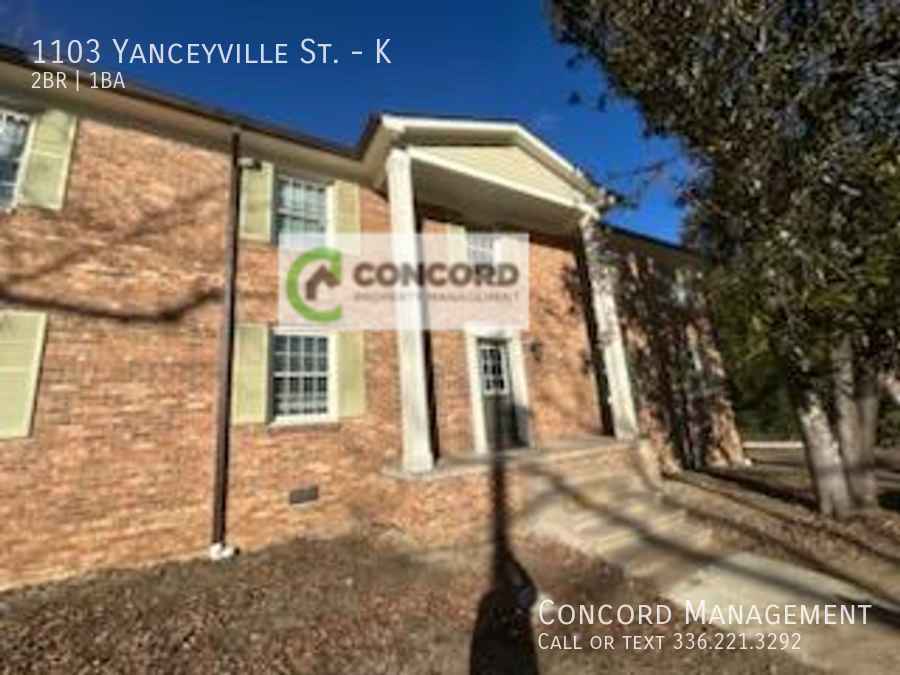 Foto principal - 1103 Yanceyville St