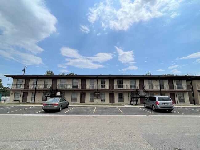Foto del edificio - 224 Hold St