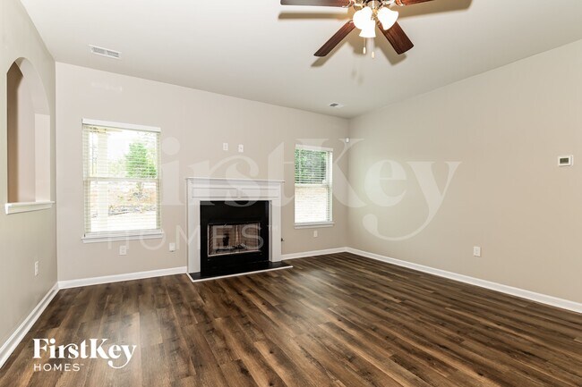 Foto del edificio - 145 Janney Cir