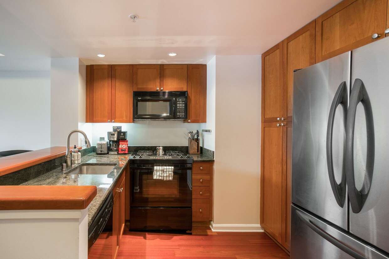 400 Beale St San Francisco CA 94105 Condo For Rent In San Francisco 
