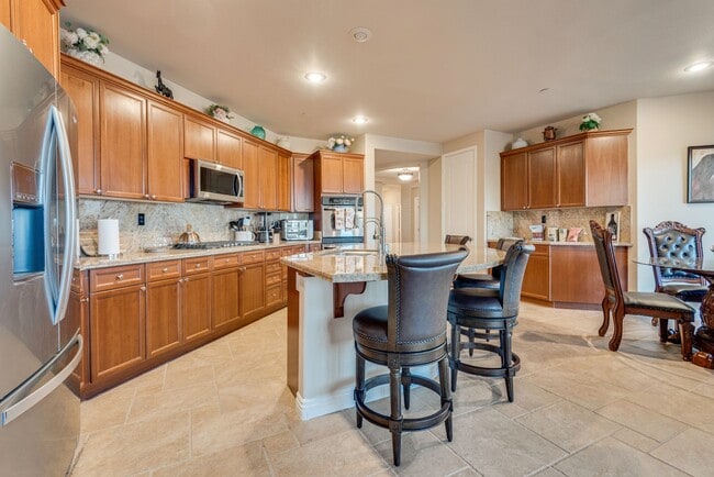 Building Photo - MacDonald Ranch Dream Home with Resort Sty...