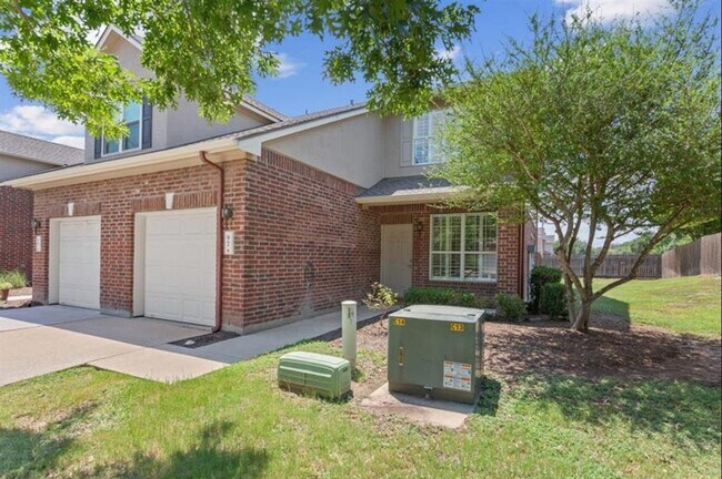 Building Photo - 97 Verde Ranch Loop