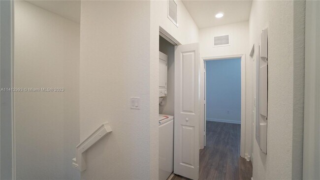 Foto del edificio - 11265 SW 249th St