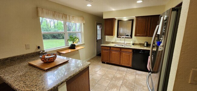 Foto del edificio - Coming Soon! Charming 3 Bed, 2 Bath Home o...