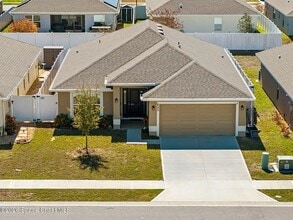 Building Photo - 695 Lantana St