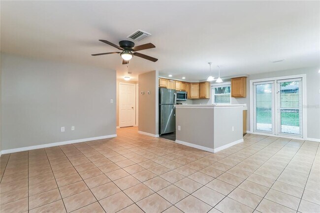 Foto del edificio - 8626 Horizon Ln