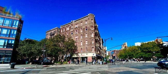Foto del edificio - 201-205 West 11th Street-3G