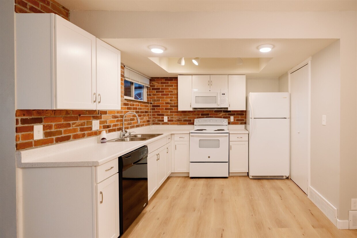 219 E Hill Ave Unit Apt. 2, Murray, UT 84107 Condo for Rent in Murray