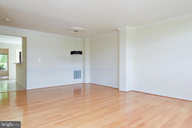 Building Photo - 6186 Toledo Pl
