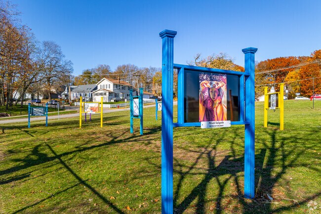 In downtown Fox Lake, there are displays of local artists.
