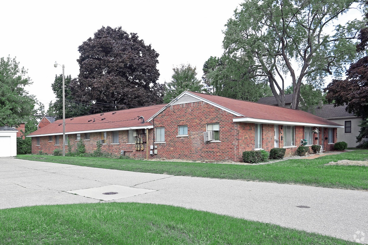 2523 Galpin Ave, Royal Oak, MI 48073 Apartments in Royal Oak, MI