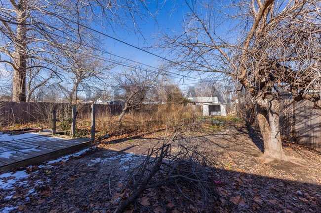 Foto del edificio - 420 Benway St