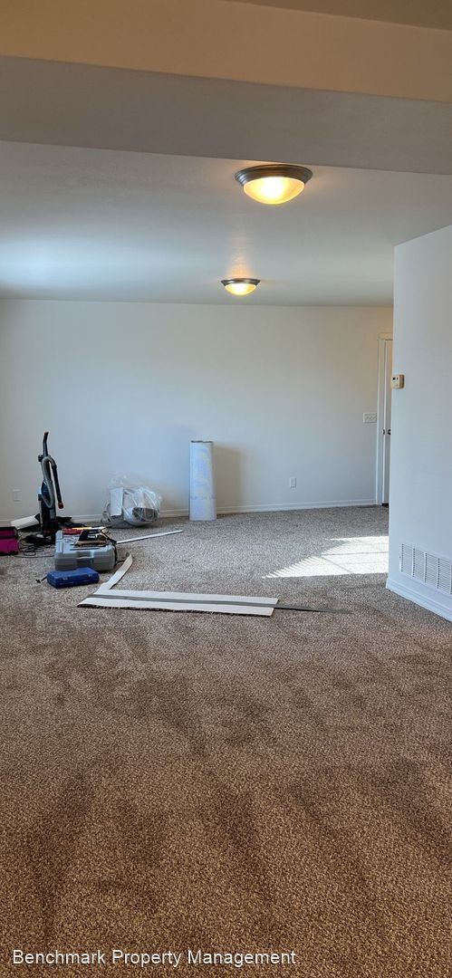 Foto del edificio - 3 br, 2 bath House - 1017 River Rock Dr