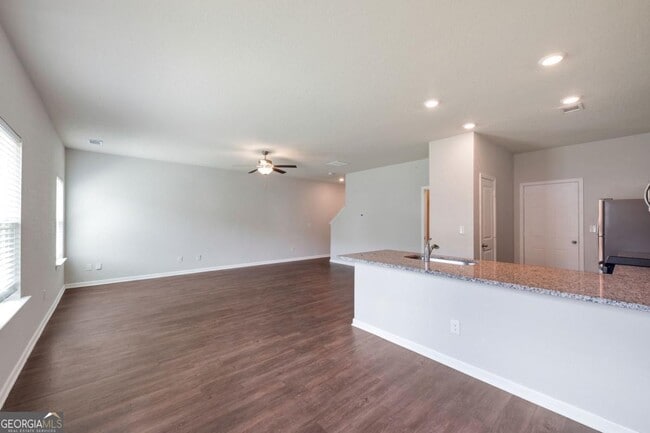 Building Photo - 2889 Cleburne Ter