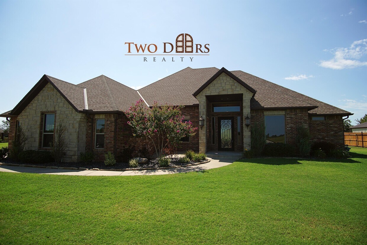 Foto principal - 15415 Coral Creek Ln