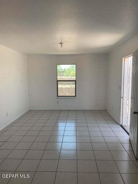 Building Photo - 816 Monclova Ln
