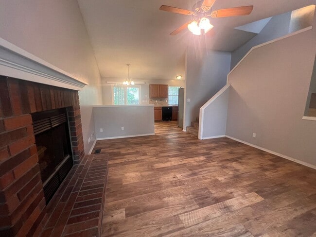 Building Photo - Spacious 3 Bedroom, 2.5 Bath Home with finished basement – Derby, KS. – Available Now!