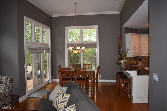 Foto del edificio - 10780 S Cedar Niles Cir