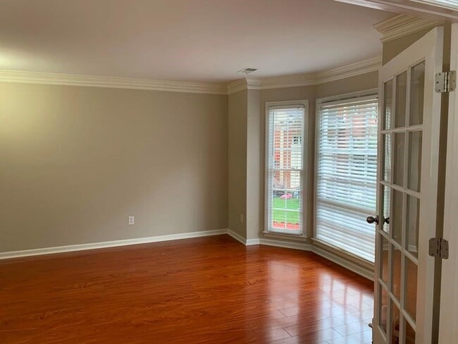 Building Photo - 3014 Eglantine Ct