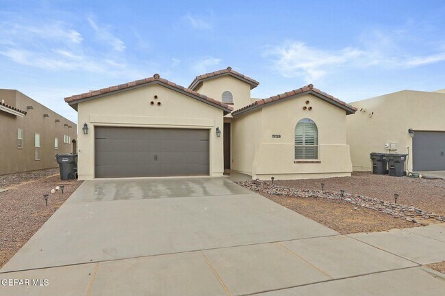 Foto del edificio - 15128 Design Ct