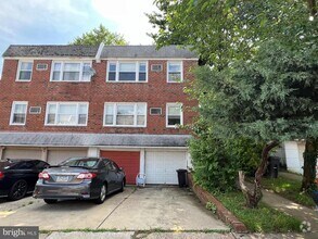 Building Photo - 213 Alnus St
