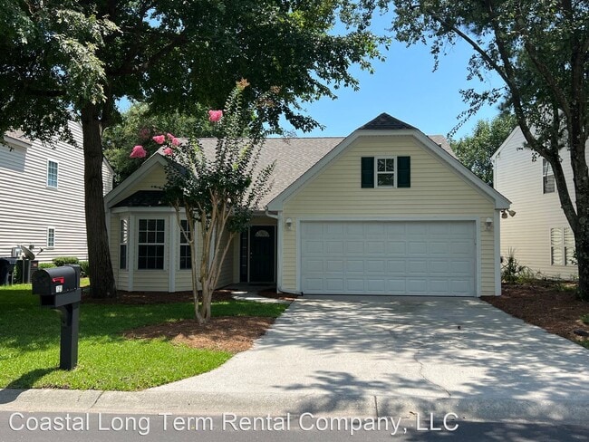 Building Photo - 3 br, 2 bath House - 125 Lake Linden Drive
