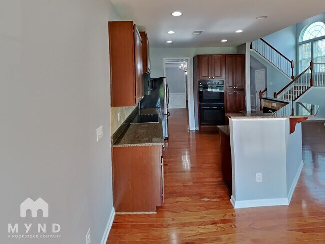 Foto del edificio - 606 Shoreline Blvd
