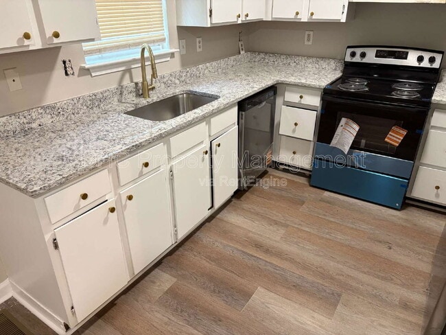 Photo - 1944 North Avenue NW Townhome