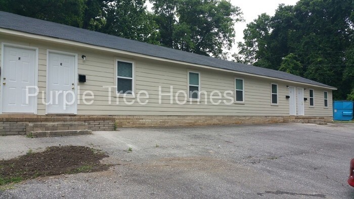 Primary Photo - 1105 N Ransom St