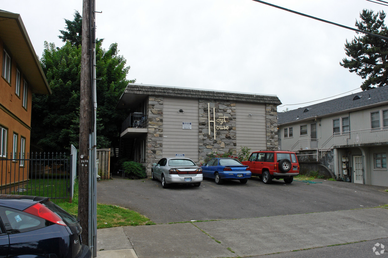 Foto del edificio - Hoyt House