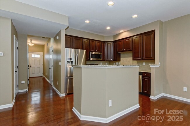 Building Photo - 7718 Sweet Fern Way