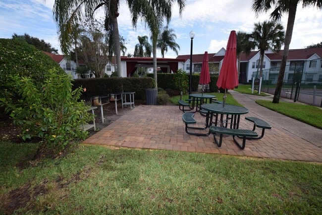 Building Photo - 11538 Westwood Blvd
