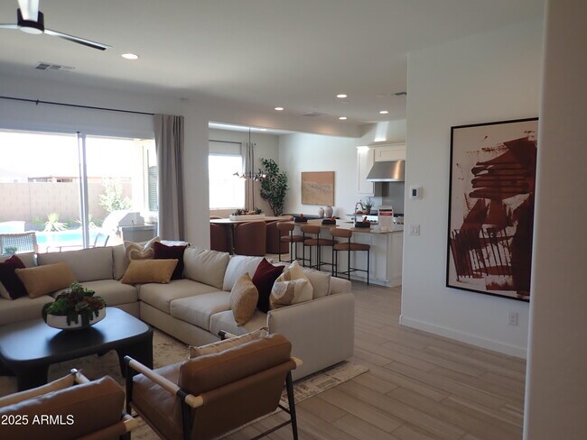 Foto del edificio - 9640 W Monterey Way