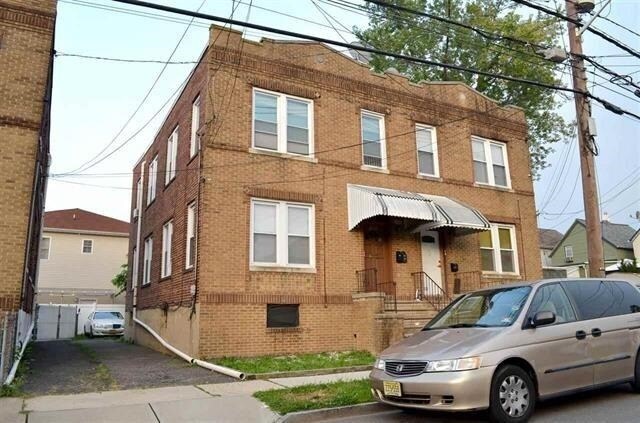 Primary Photo - 165 Centre Ave