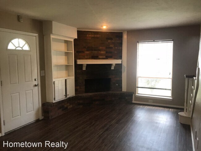 Building Photo - 4 br, 2 bath House - 1013 Kelly Park Road