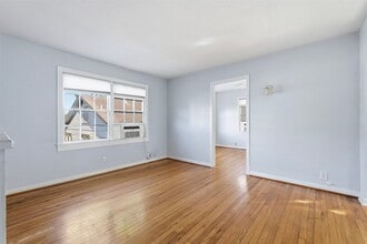 Building Photo - 2223 Singleton St