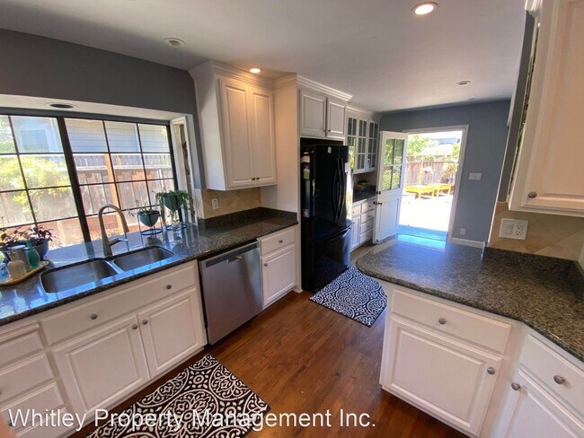 Foto del edificio - 4 br, 3.5 bath House - 9 Burnham Court