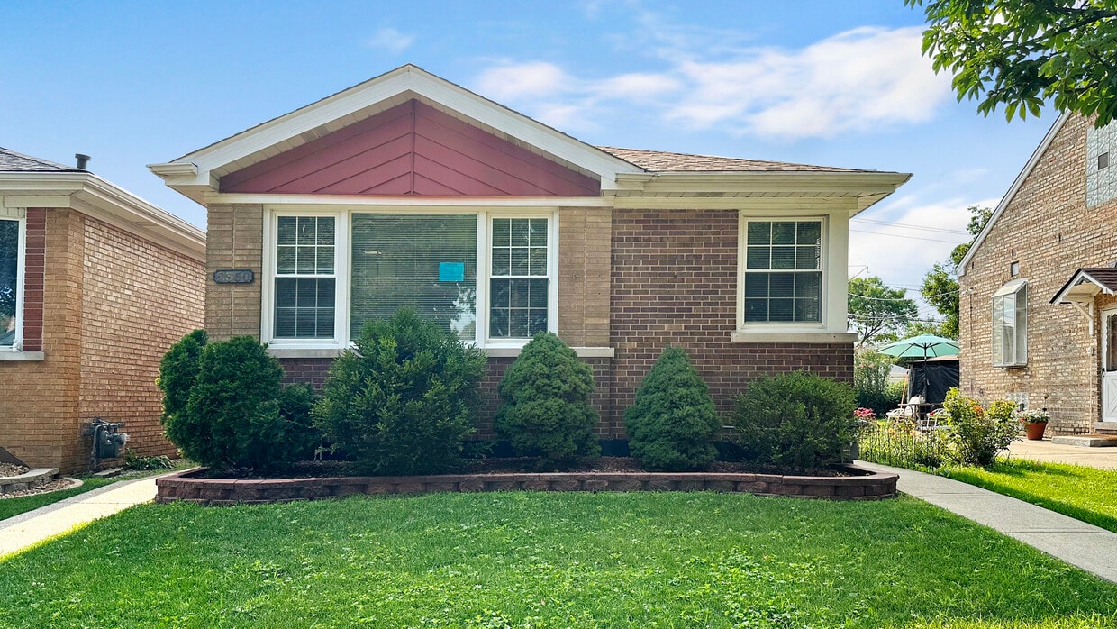 Foto principal - 2350 Northgate Ave