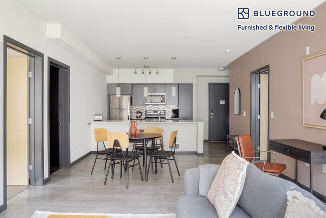 Building Photo - 15511 Northeast 22nd Place-SI FL5-ID628